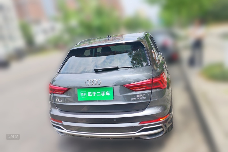 Audi Q3 2020 car image #6