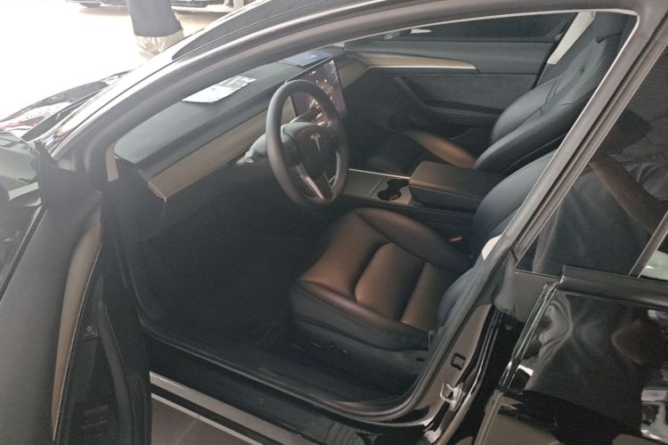 Tesla Model 3 2023 #16 Tesla Model 3 2023 car image #16