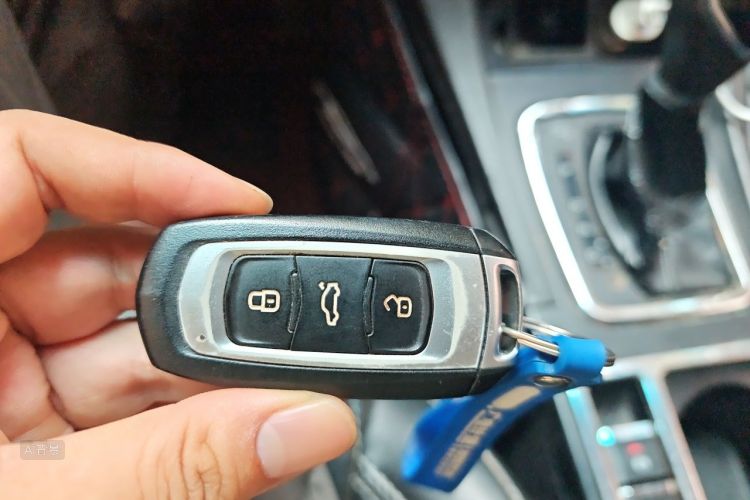 GEELY Emgrand 2017 #10 GEELY Emgrand 2017 car image #10