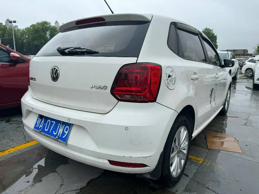 Volkswagen Polo 2015 #8 Volkswagen Polo 2015 изображение автомобиля #8