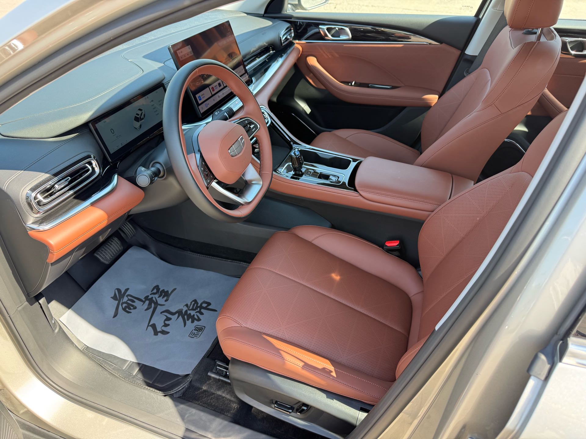 GEELY Emgrand 2025 #5 GEELY Emgrand 2025 car image #5
