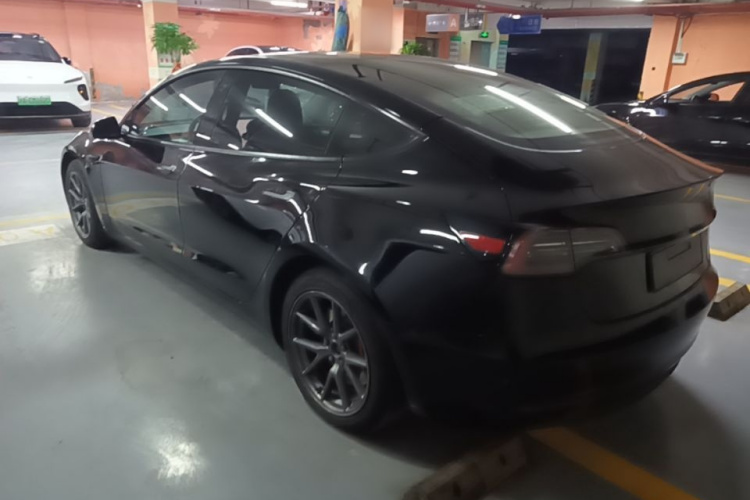 Tesla Model 3 2022 car image #5