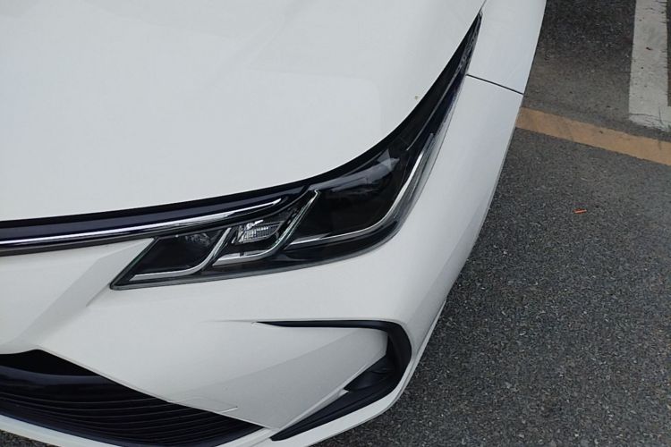 Toyota Corolla 2020 immagine di auto #23