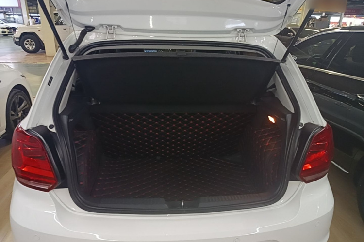 Volkswagen Polo 2019 #19 Volkswagen Polo 2019 car image #19