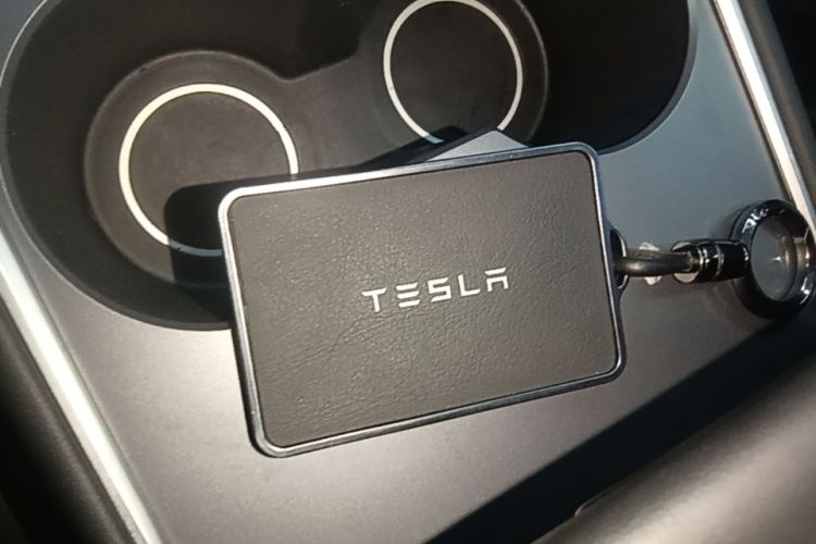 Tesla Model Y 2021 #9 Tesla Model Y 2021 immagine di auto #9