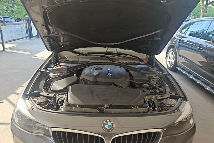 BMW 3 Series GT 2021 #20 BMW 3 Series GT 2021 car image #20