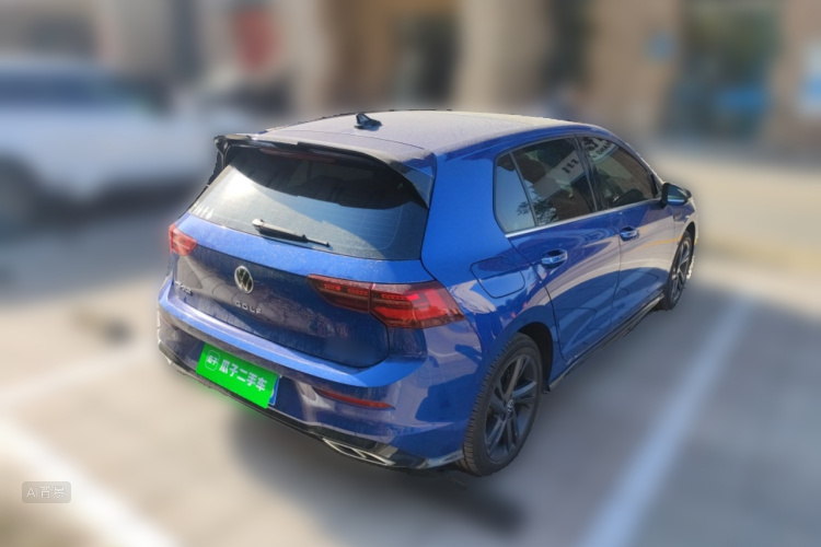 Volkswagen Golf 2021 car image #7