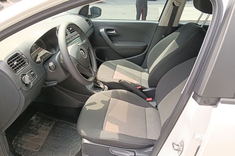 Volkswagen Polo 2019 #15 Volkswagen Polo 2019 car image #15