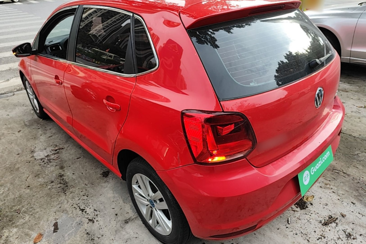 Volkswagen Polo 2019 car image #5