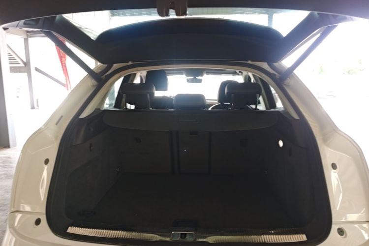 Audi Q3 2018 #19 Audi Q3 2018 car image #19