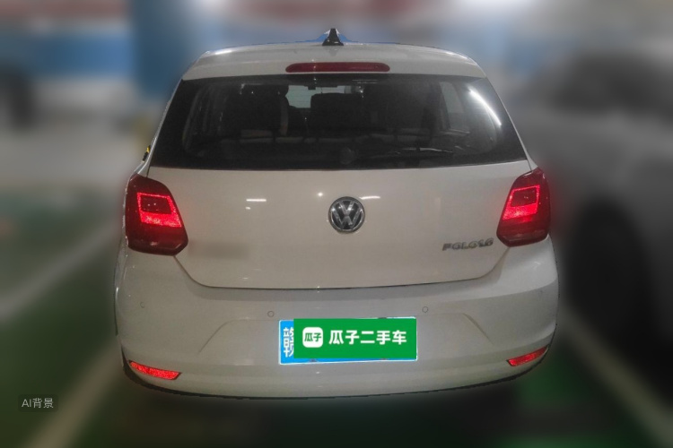 Volkswagen Polo 2014 car image #6