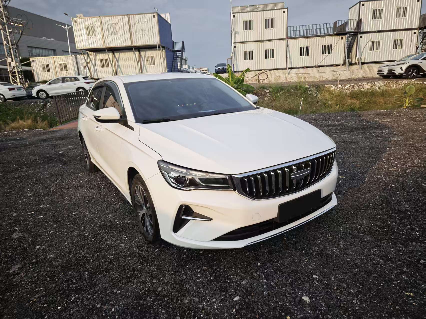 GEELY Emgrand 2025 car image #3