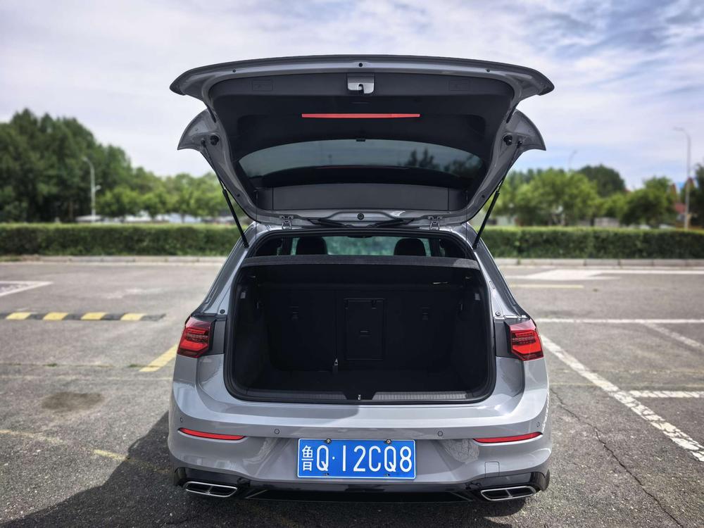 Volkswagen Golf 2023 #11 Volkswagen Golf 2023 car image #11