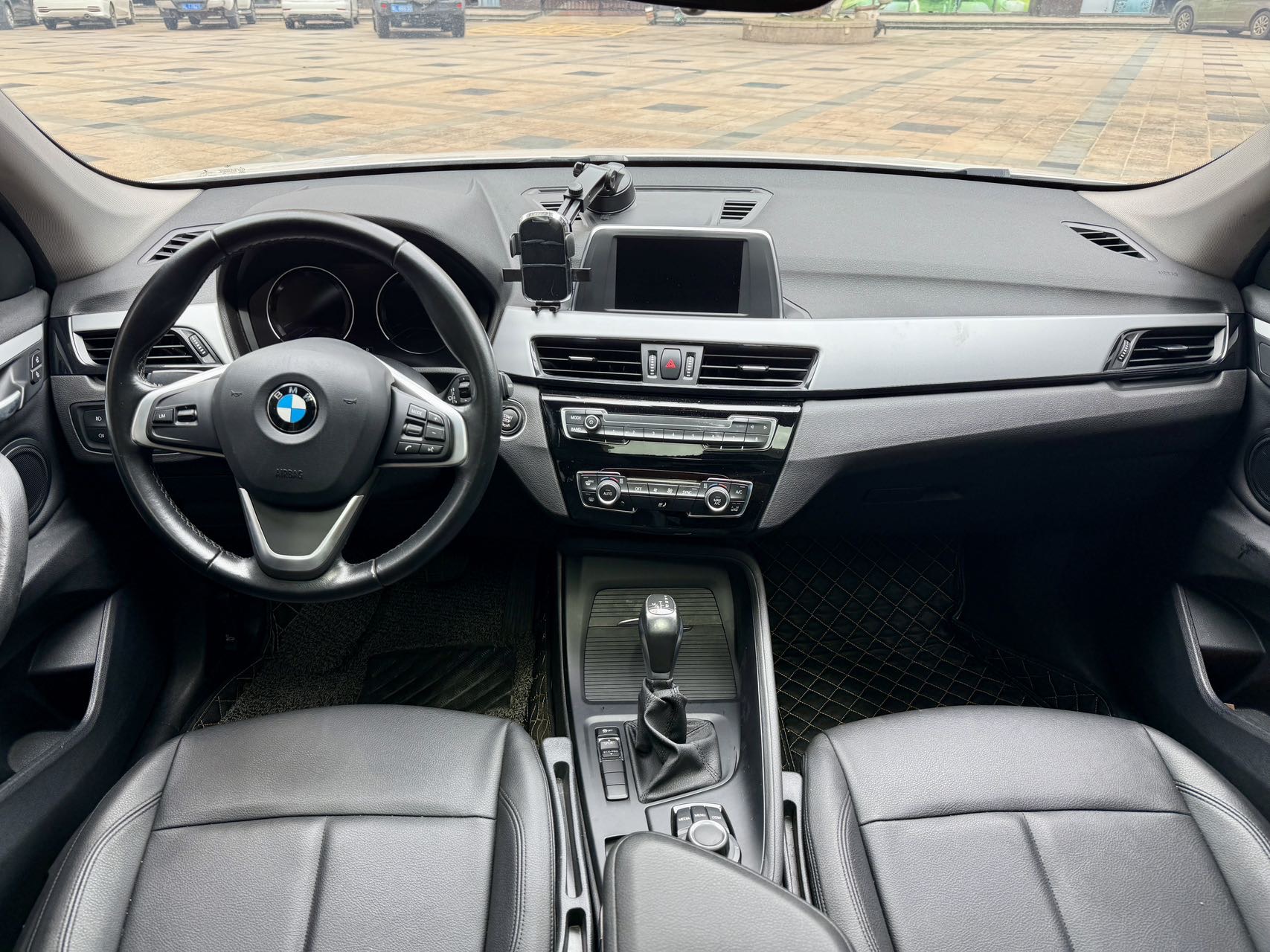 BMW X1 2018 #9 BMW X1 2018 car image #9