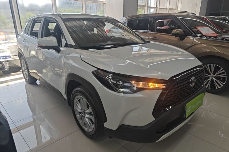 Toyota Corolla Cross 2024 image de voiture #4