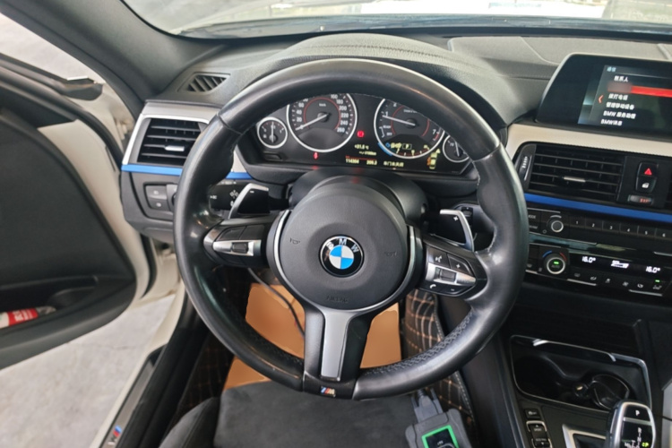 BMW 3 Series 2018 #11 BMW 3 Series 2018 car image #11