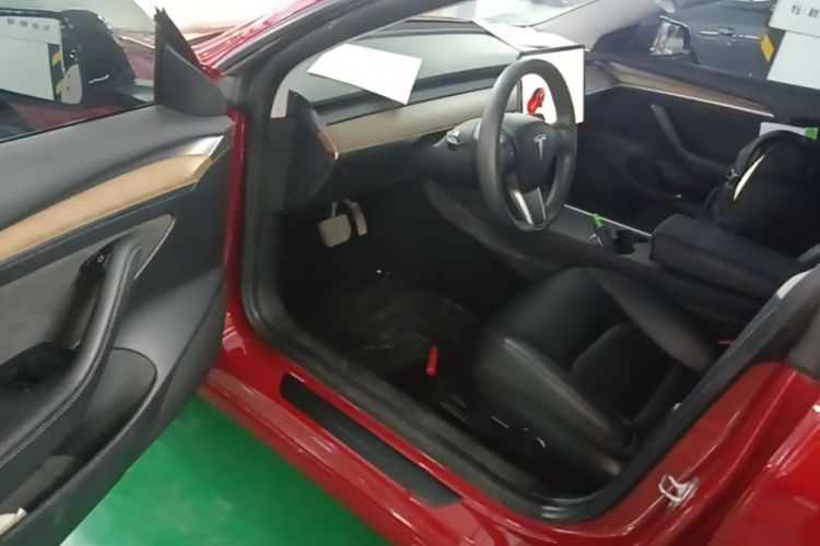 Tesla Model 3 2021 #16 Tesla Model 3 2021 car image #16