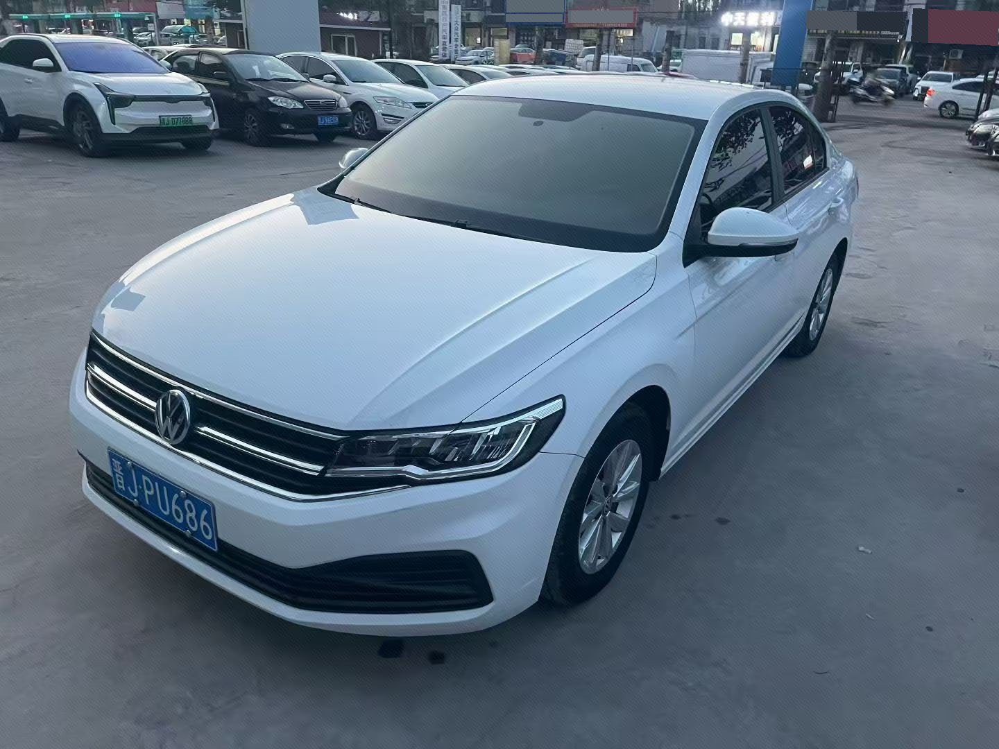 Volkswagen Bora 2020 car image 