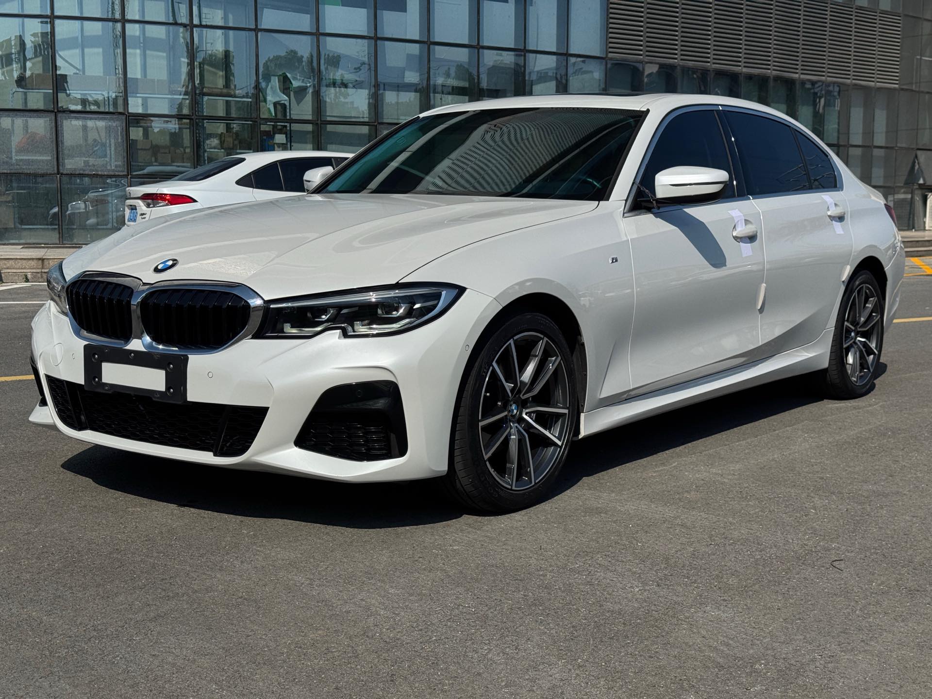 BMW 3 Series 2020 car image 