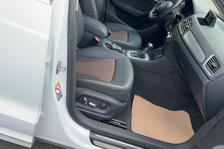 Audi Q3 2017 #23 Audi Q3 2017 car image #23