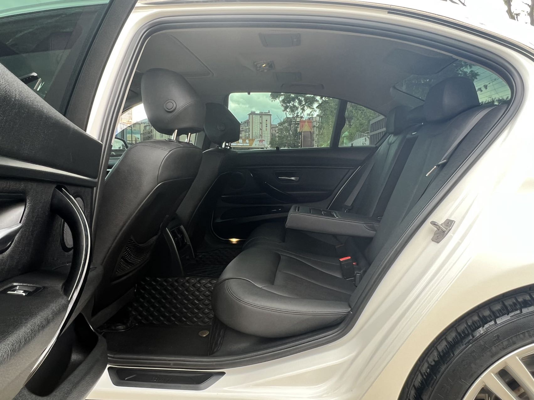 BMW 3 Series 2016 #7 BMW 3 Series 2016 car image #7
