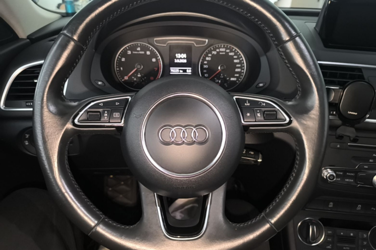 Audi Q3 2017 #11 Audi Q3 2017 car image #11