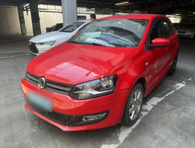 Volkswagen Polo 2012 car image 