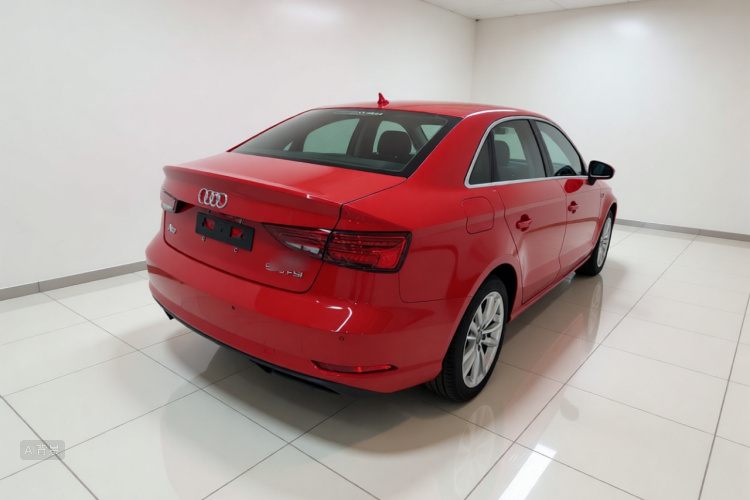 Audi A3 2018 car image #7