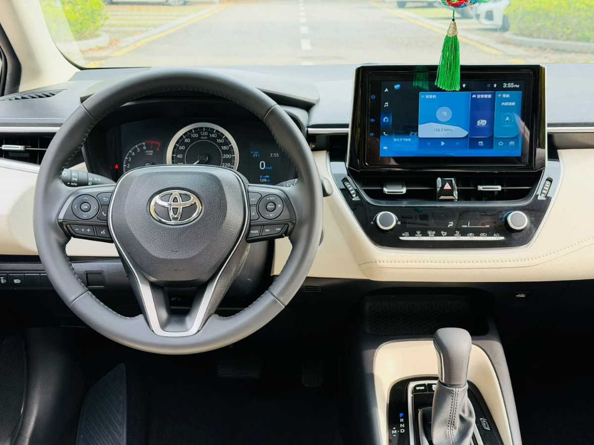 Toyota Corolla 2023 car image #8