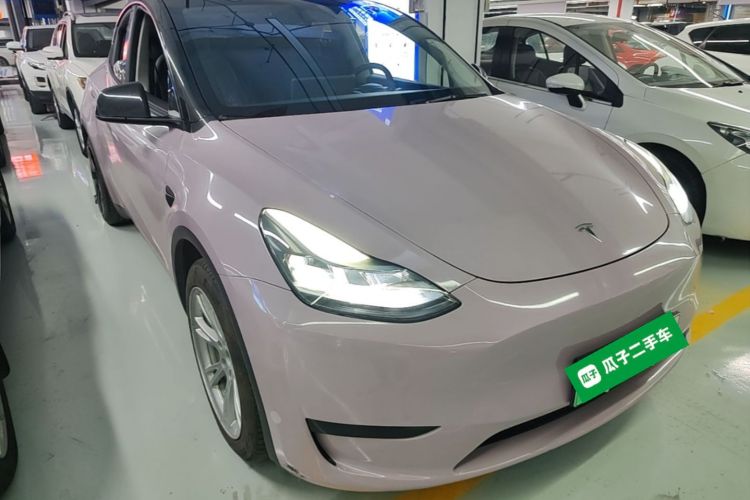 Tesla Model Y 2023 #6 Tesla Model Y 2023 car image #6