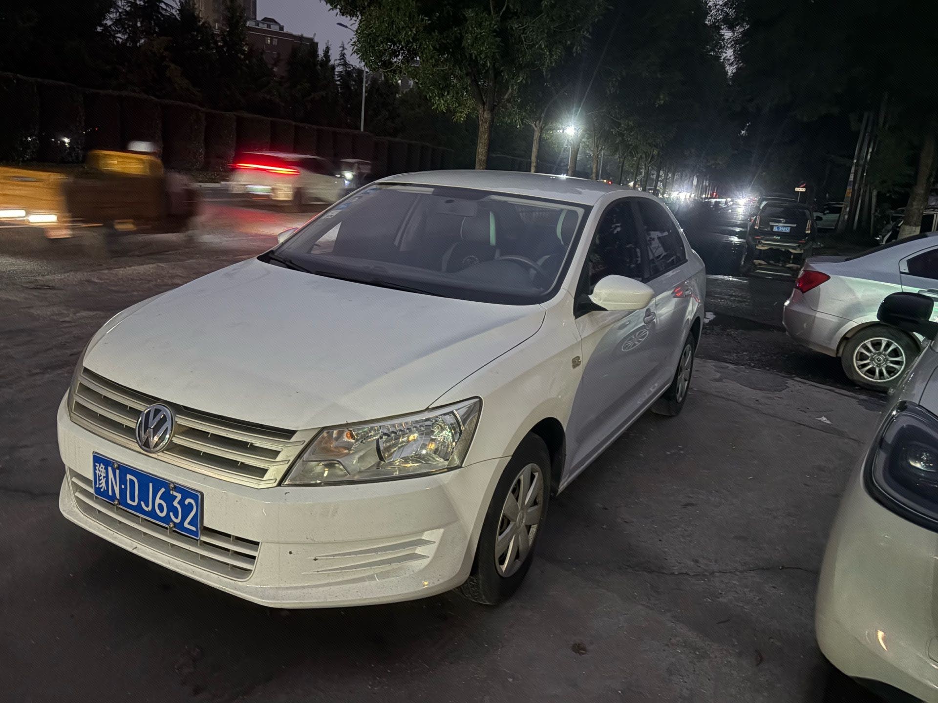Volkswagen Santana 2016 car image 