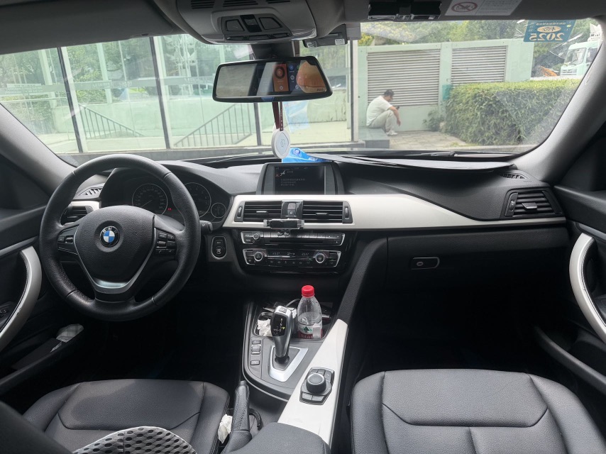 BMW 3 Series GT 2017 #3 BMW 3 Series GT 2017 car image #3