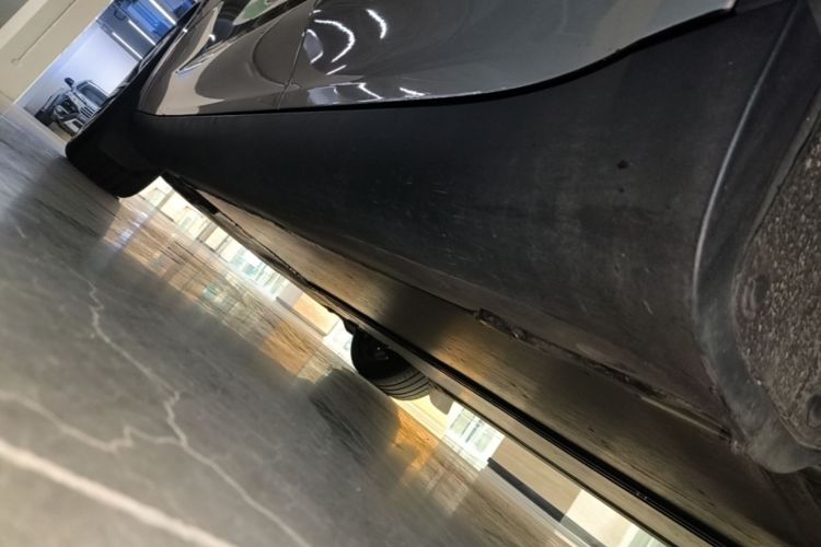 Tesla Model Y 2024 #27 Tesla Model Y 2024 car image #27