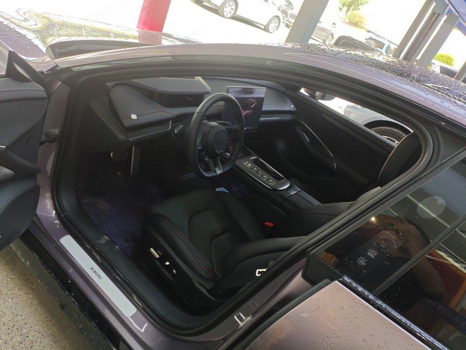 MI SU7 2024 car image #3