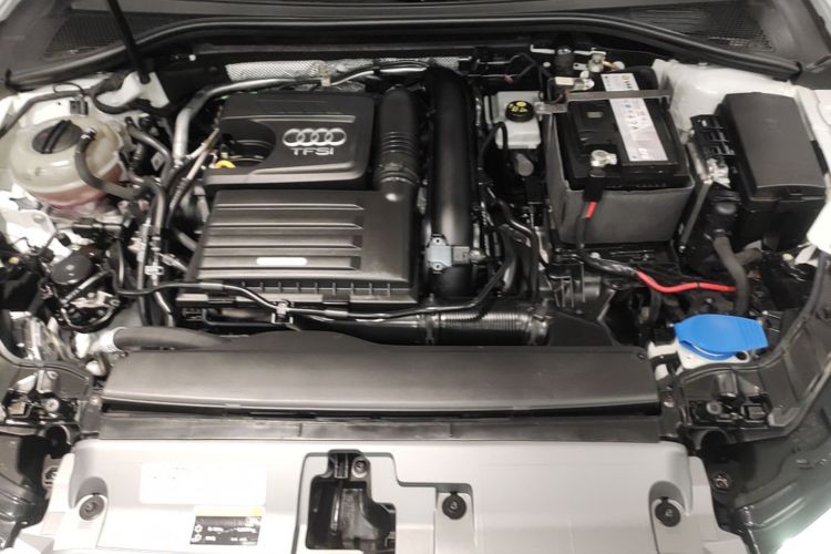 Audi A3 2020 car image #22