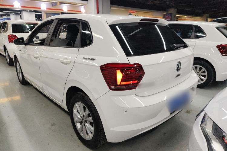 Volkswagen Polo 2020 car image #5