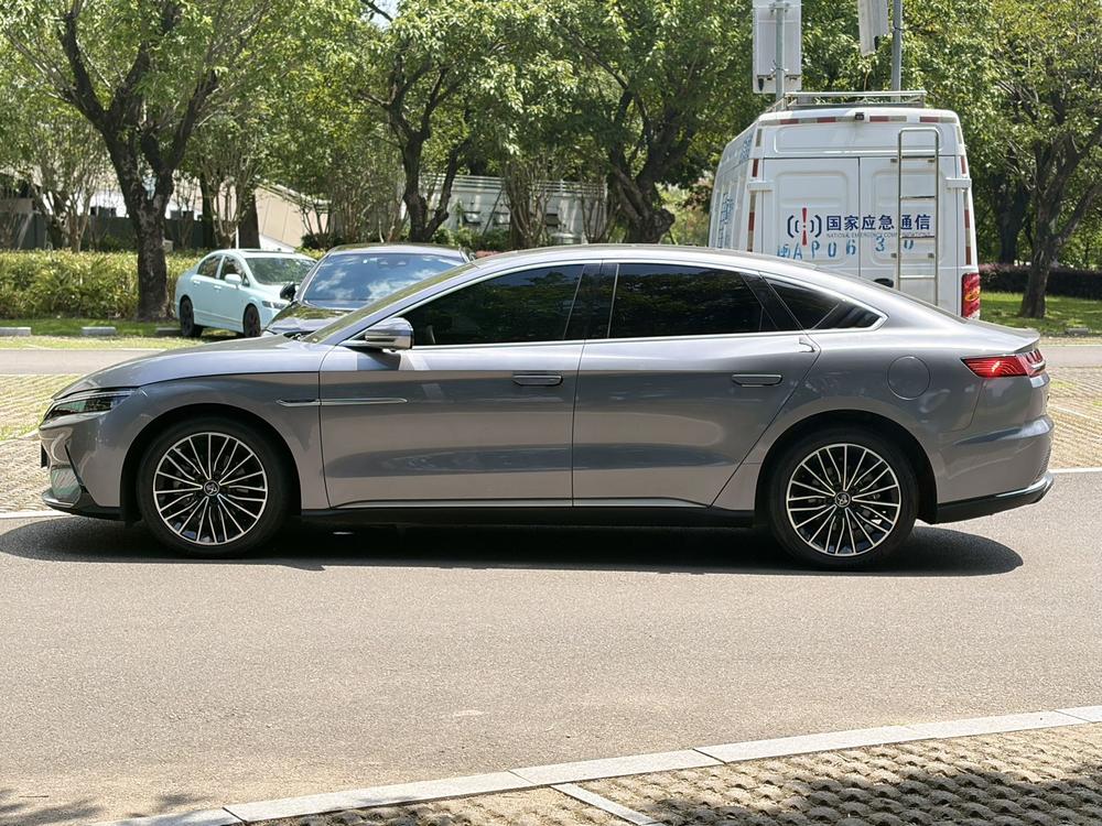 BYD Han 2022 car image #4