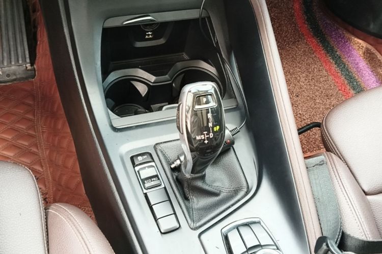 BMW X1 2019 car image #14