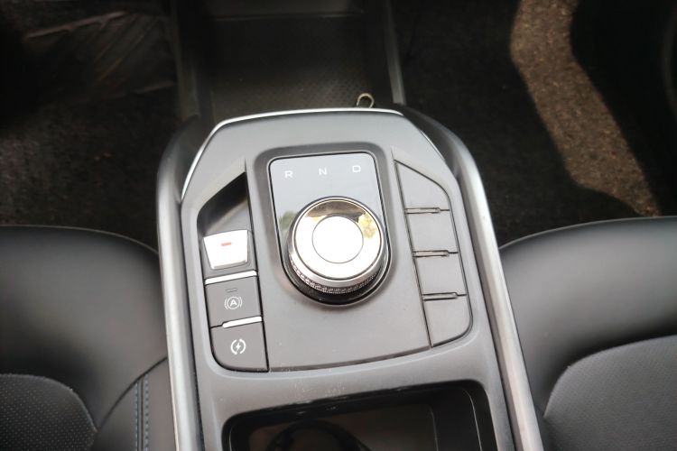 GEELY Emgrand New Energy 2024 car image #14