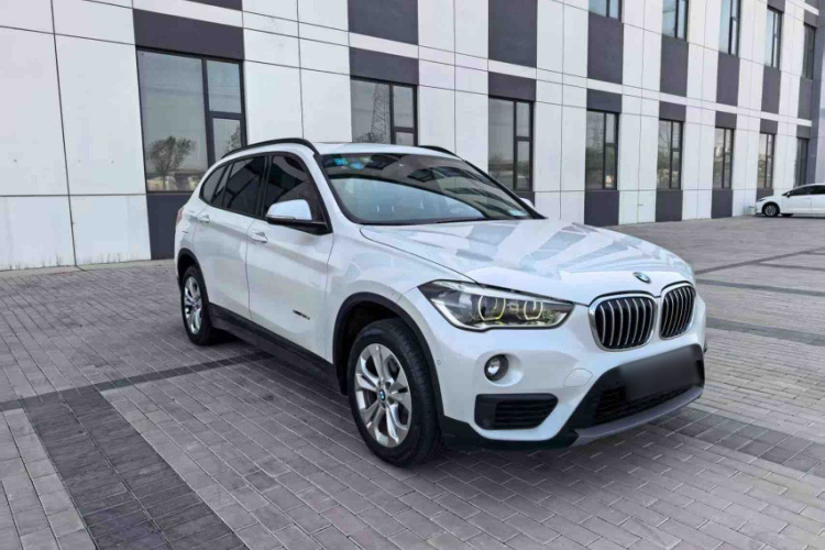 BMW X1 2017 #4 BMW X1 2017 car image #4