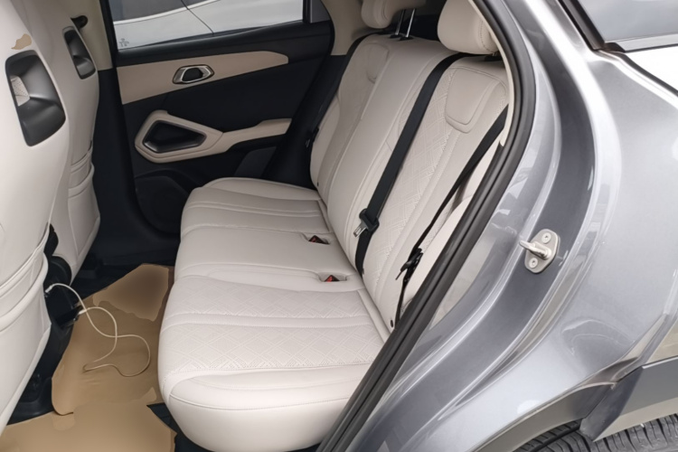 BYD YuanUP 2024 #17 BYD YuanUP 2024 صورة سيارة #17
