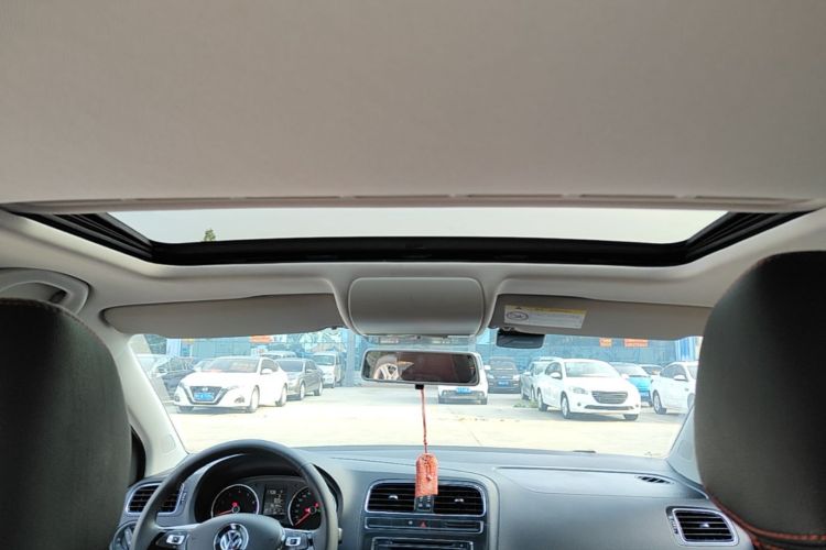 Volkswagen Polo 2017 #18 Volkswagen Polo 2017 car image #18