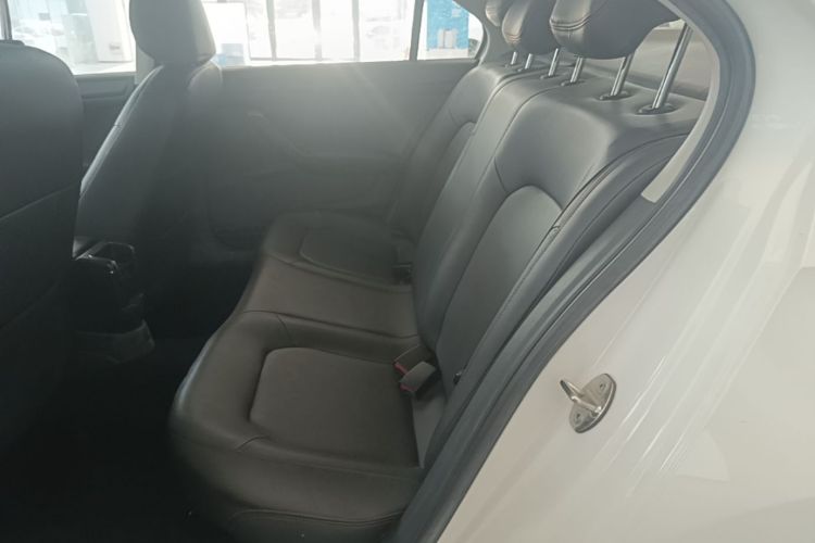 Volkswagen Santana 2019 immagine di auto #17