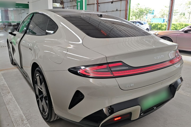 MI SU7 2025 car image #7