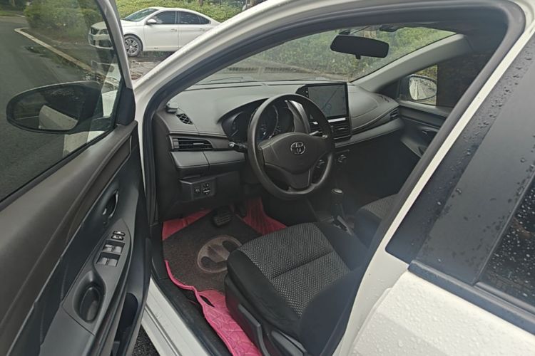 Toyota Vios 2015 car image #16