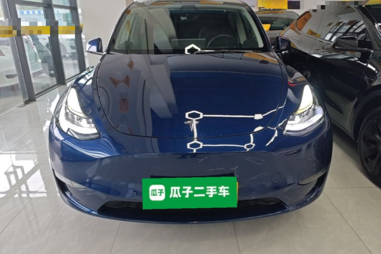 Tesla Model Y 2021 car image #3