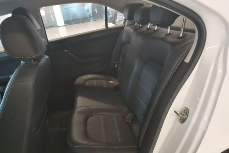 Volkswagen Santana 2019 #13 Volkswagen Santana 2019 car image #13