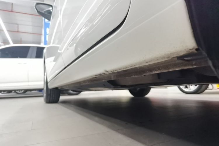 Volkswagen Polo 2019 car image #27