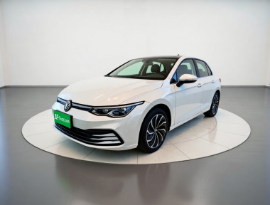 Volkswagen Golf 2022 car image 