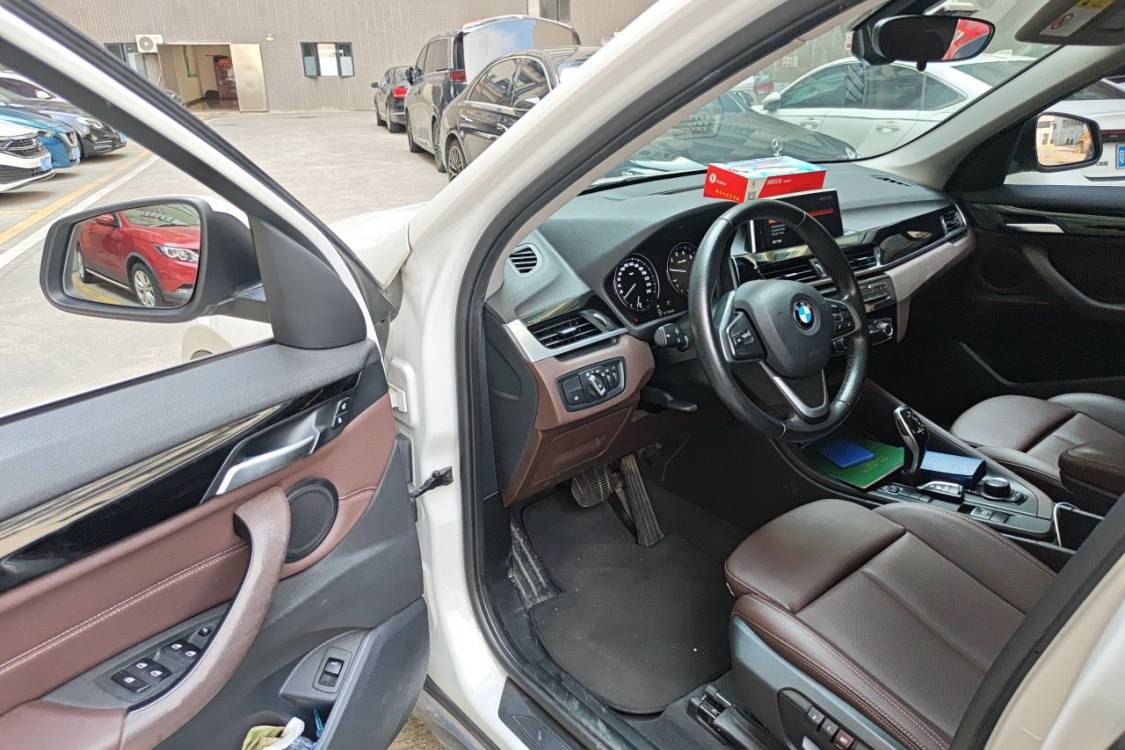 BMW X1 2020 car image #23